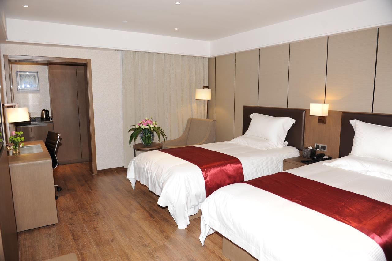 Atour X Hotel Shanghai Hongqiao Airport Konggang Road Exterior photo